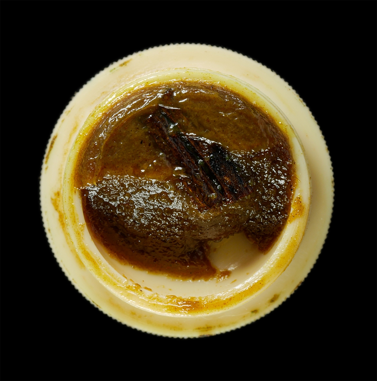 30Jul2025 (497)p.jpg - สีผึ้งเมตตา มหานิยม ผสมว่าน หลวงปู่นัง(พระครูพุทธบทบริบาล) วัดพลวง เขาคิชฌกูฏ จ.จันทบุรี พุทธคุณด้านค้าขาย การงาน และความรัก มีโชคลาภ วาสนา มีเงิน มีท [..] | https://kamulet.in.th